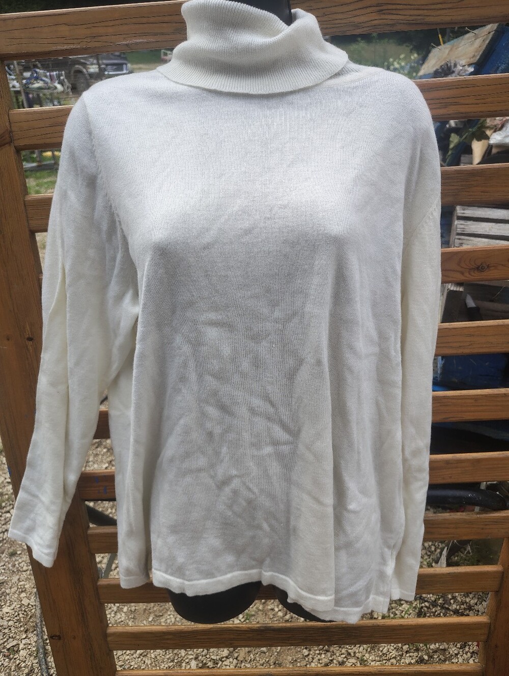 Joan Rivers Cream Turtleneck Sweater Top